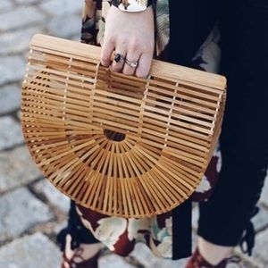 Wooden clutch bag